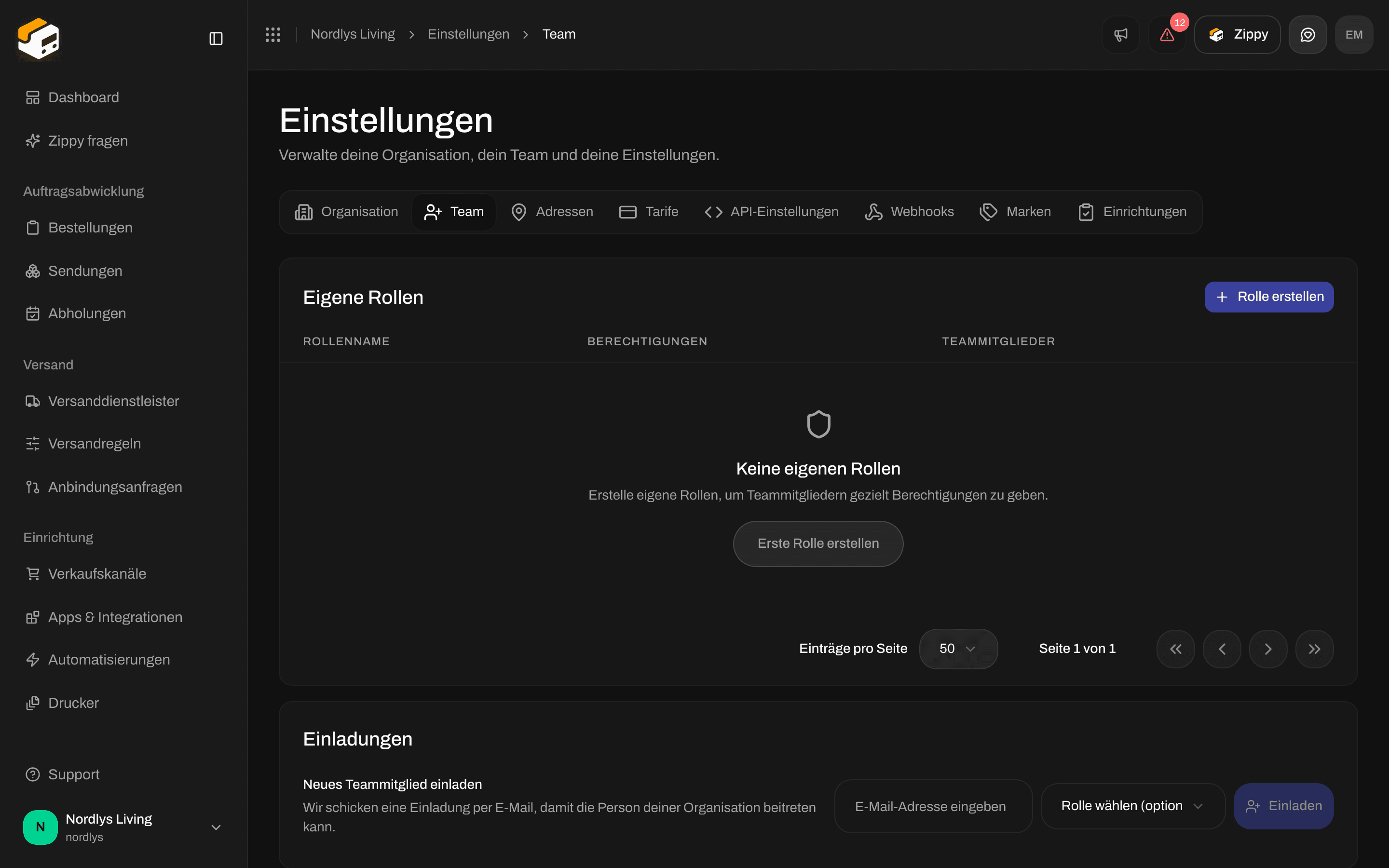 Tab Team mit einer leeren Tabelle Eigene Rollen und Neues Teammitglied einladen