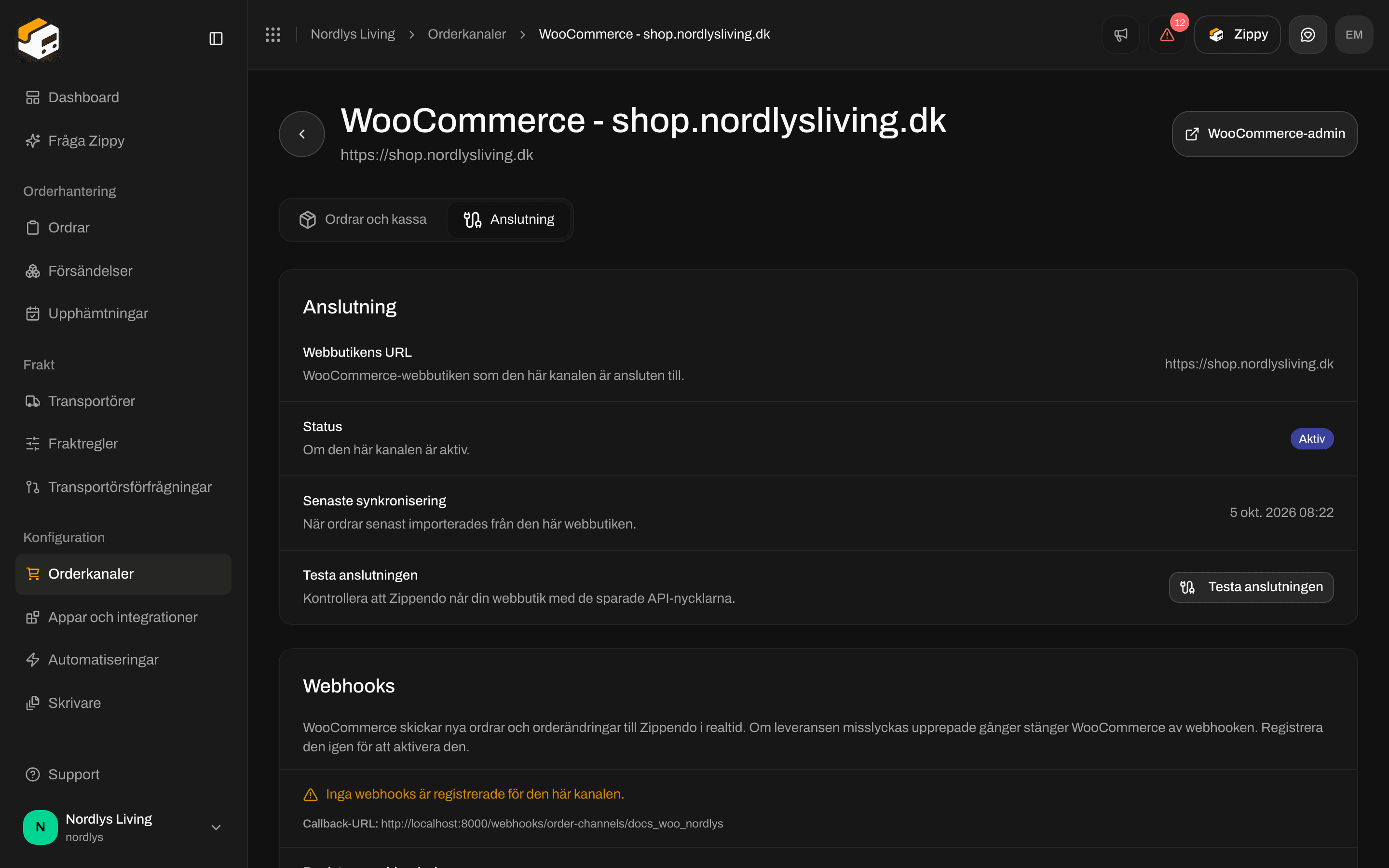 Fliken Anslutning för WooCommerce med Webbutikens URL, Status, Senaste synkronisering och Testa anslutningen