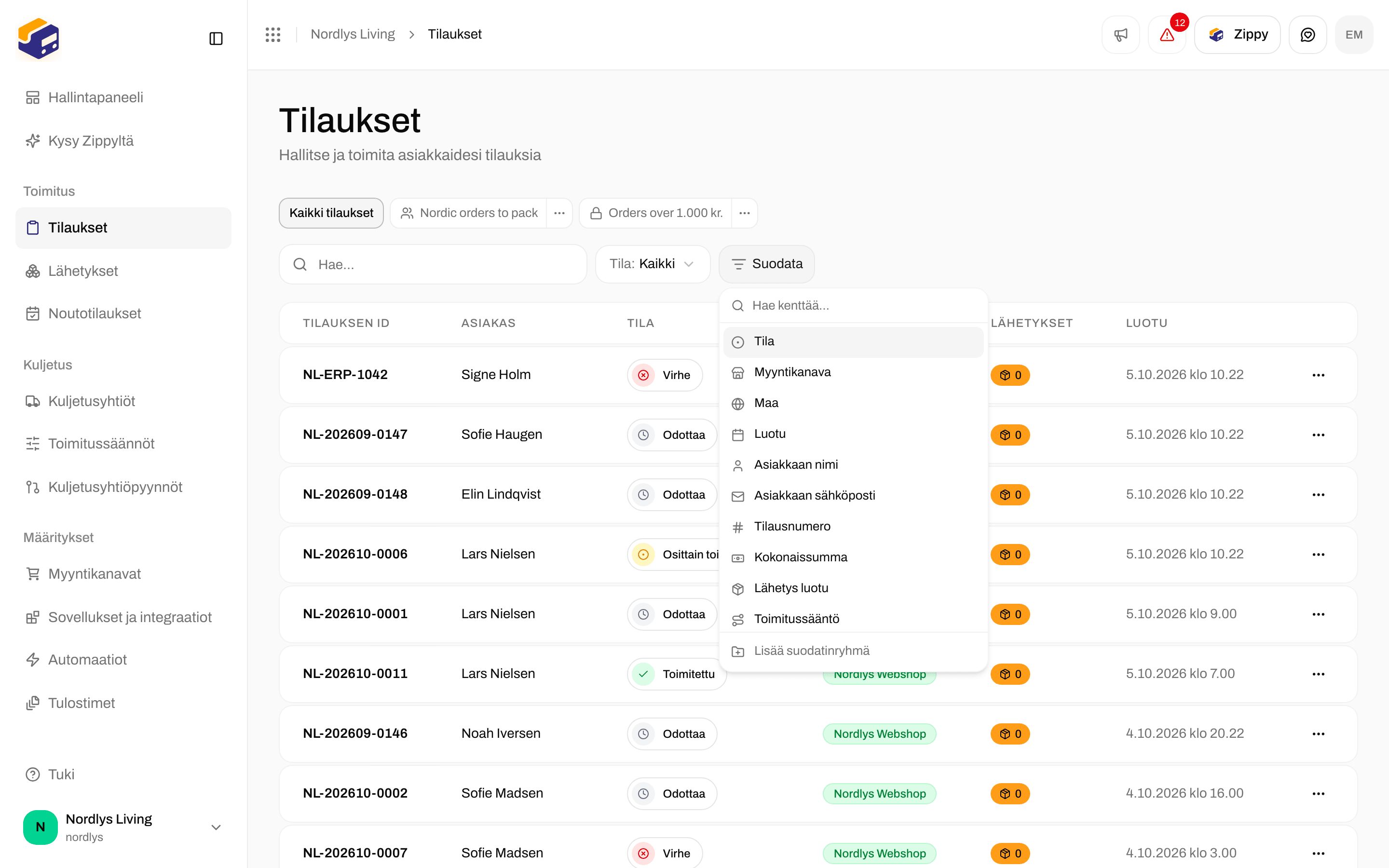 Filter-valikko, jossa luetellaan Status, Order channel, Country, Created ja muut kentät