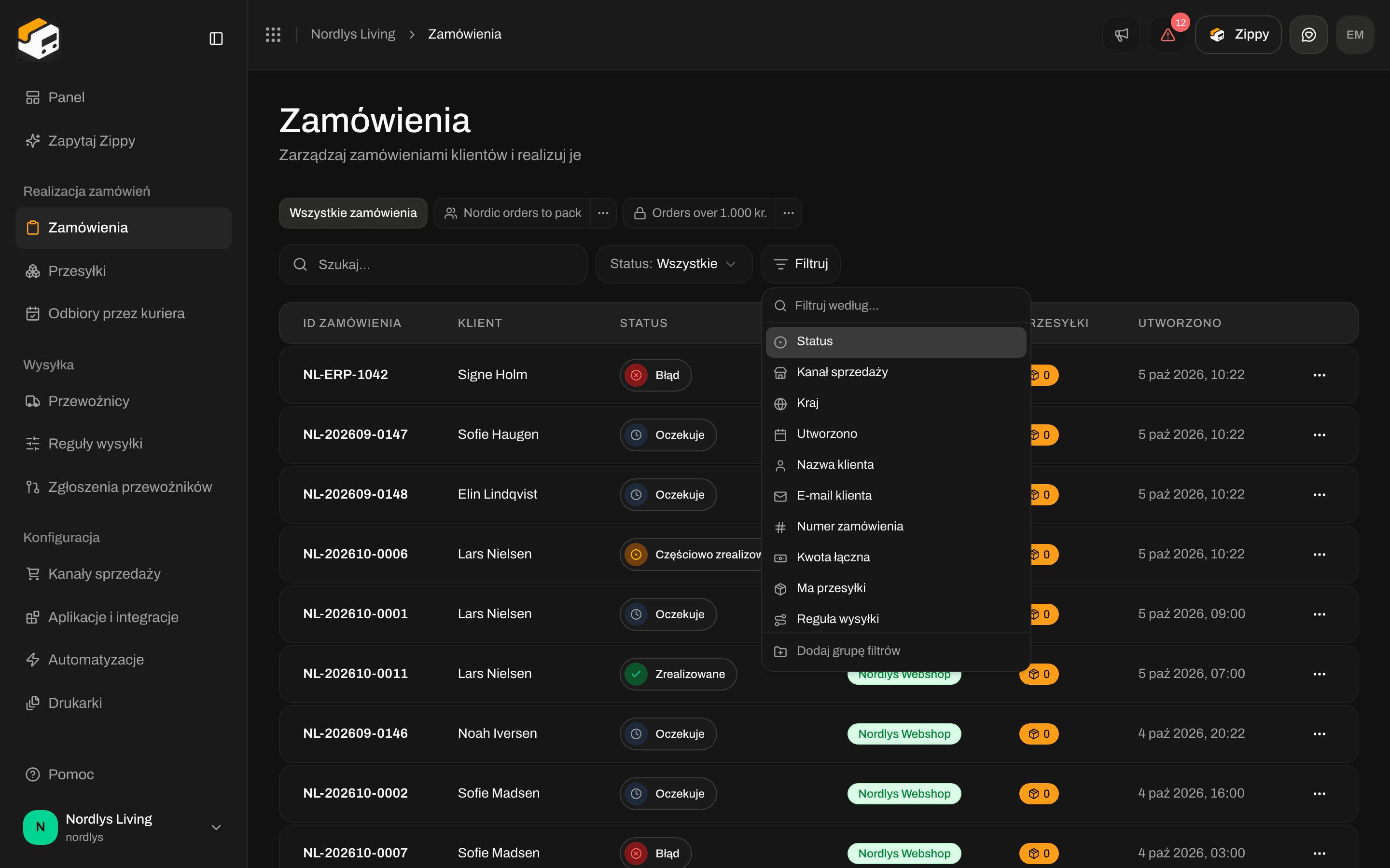 Lista zamówień z otwartym menu Filtruj, w którym widać Status, Kanał sprzedaży, Kraj, Utworzono i więcej