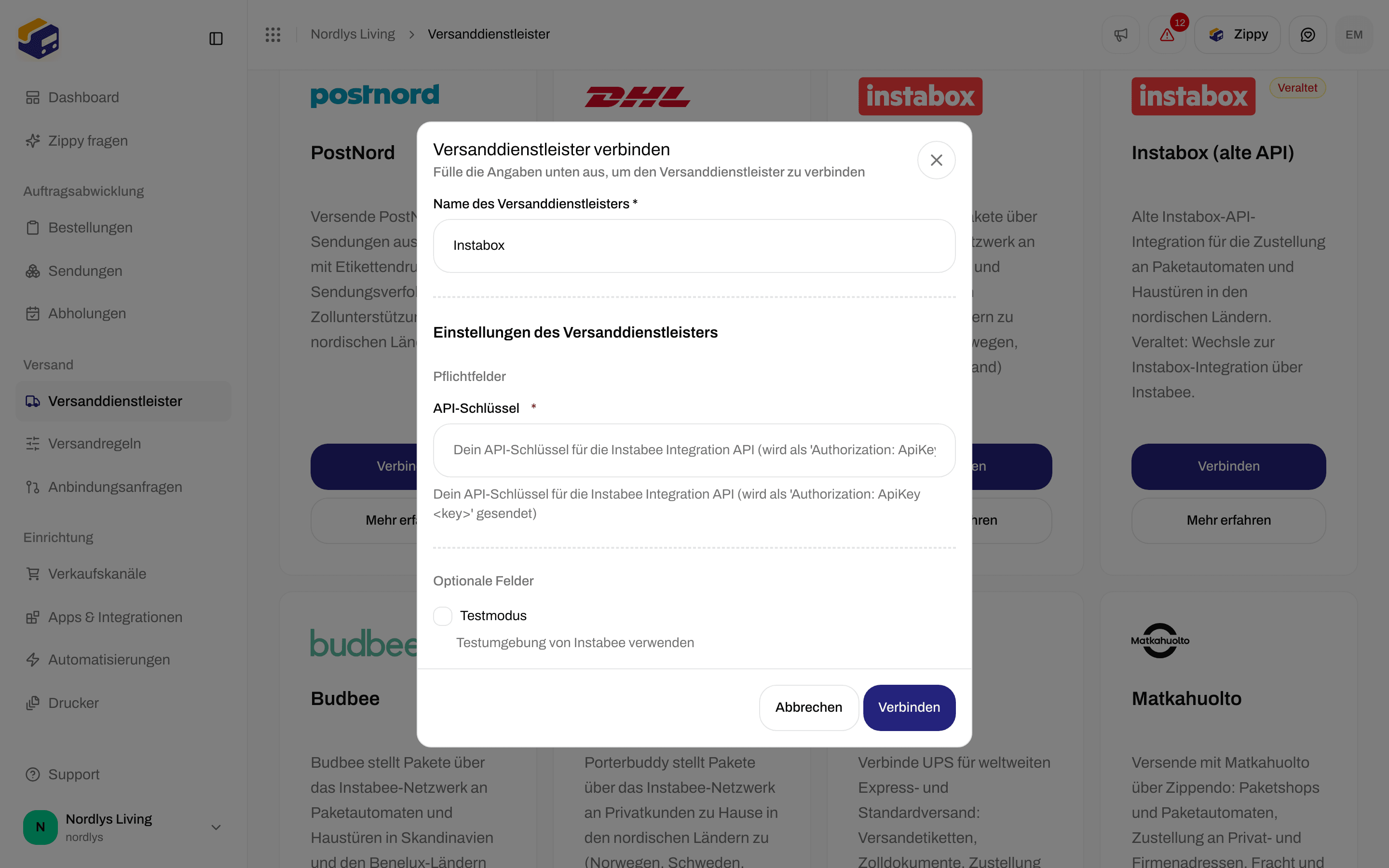 Fenster Versanddienstleister verbinden für Instabox mit dem erforderlichen API-Schlüssel und dem optionalen Testmodus