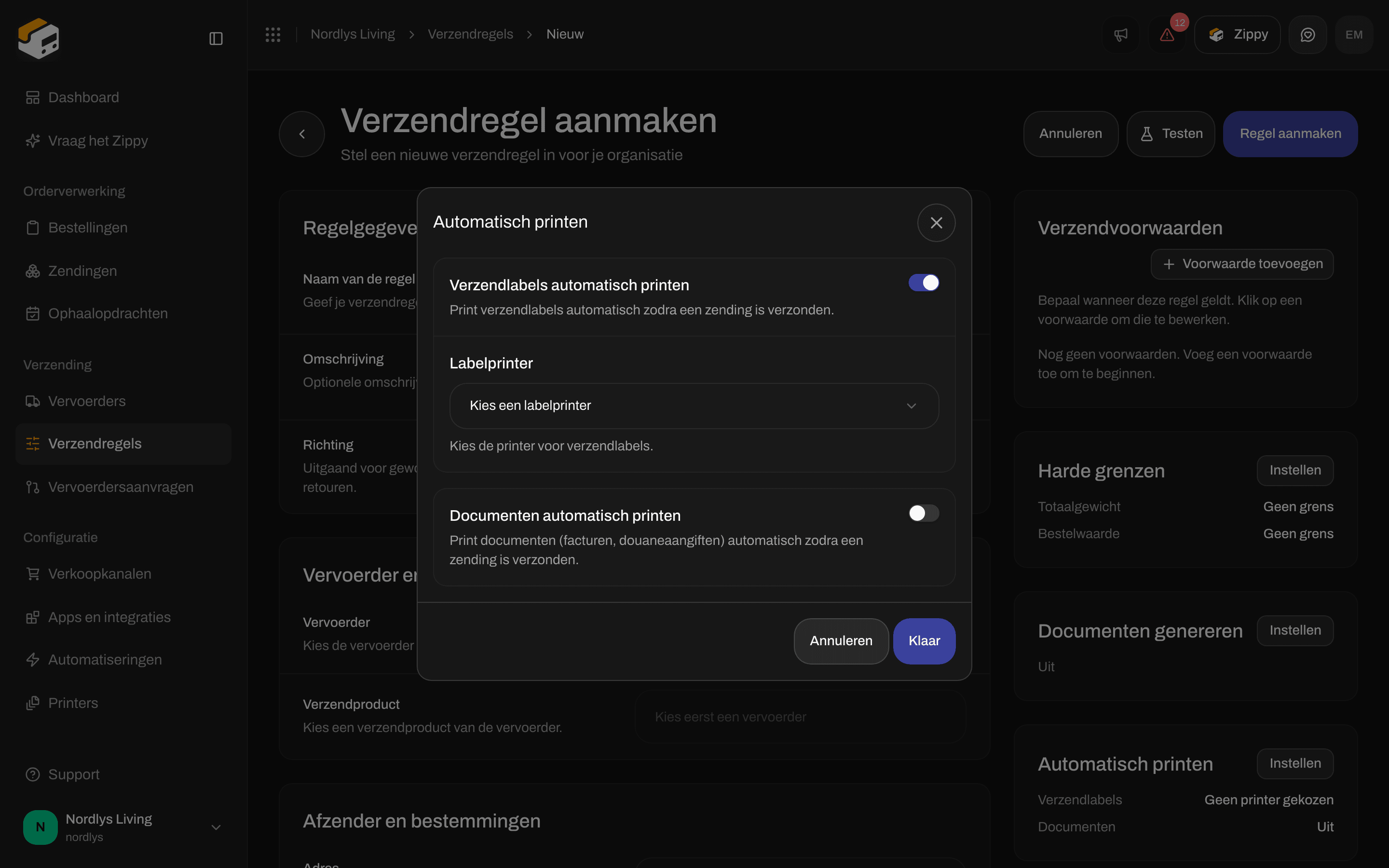 Dialoogvenster Automatisch printen op een verzendregel met Verzendlabels automatisch printen ingeschakeld en de lijst Labelprinter