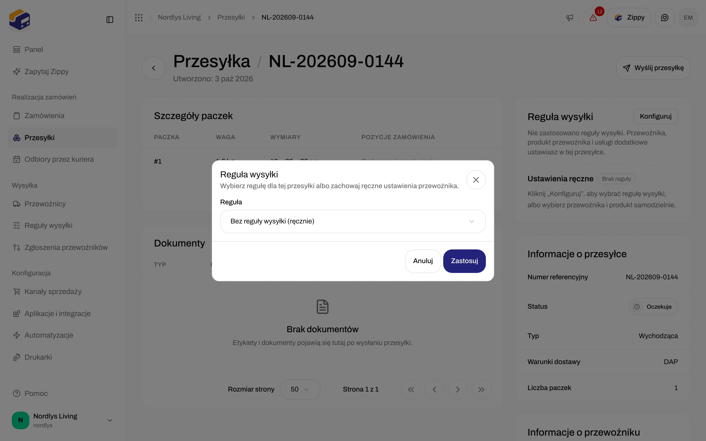 Okno Reguła wysyłki przesyłki z listą Reguła i przyciskiem Zastosuj