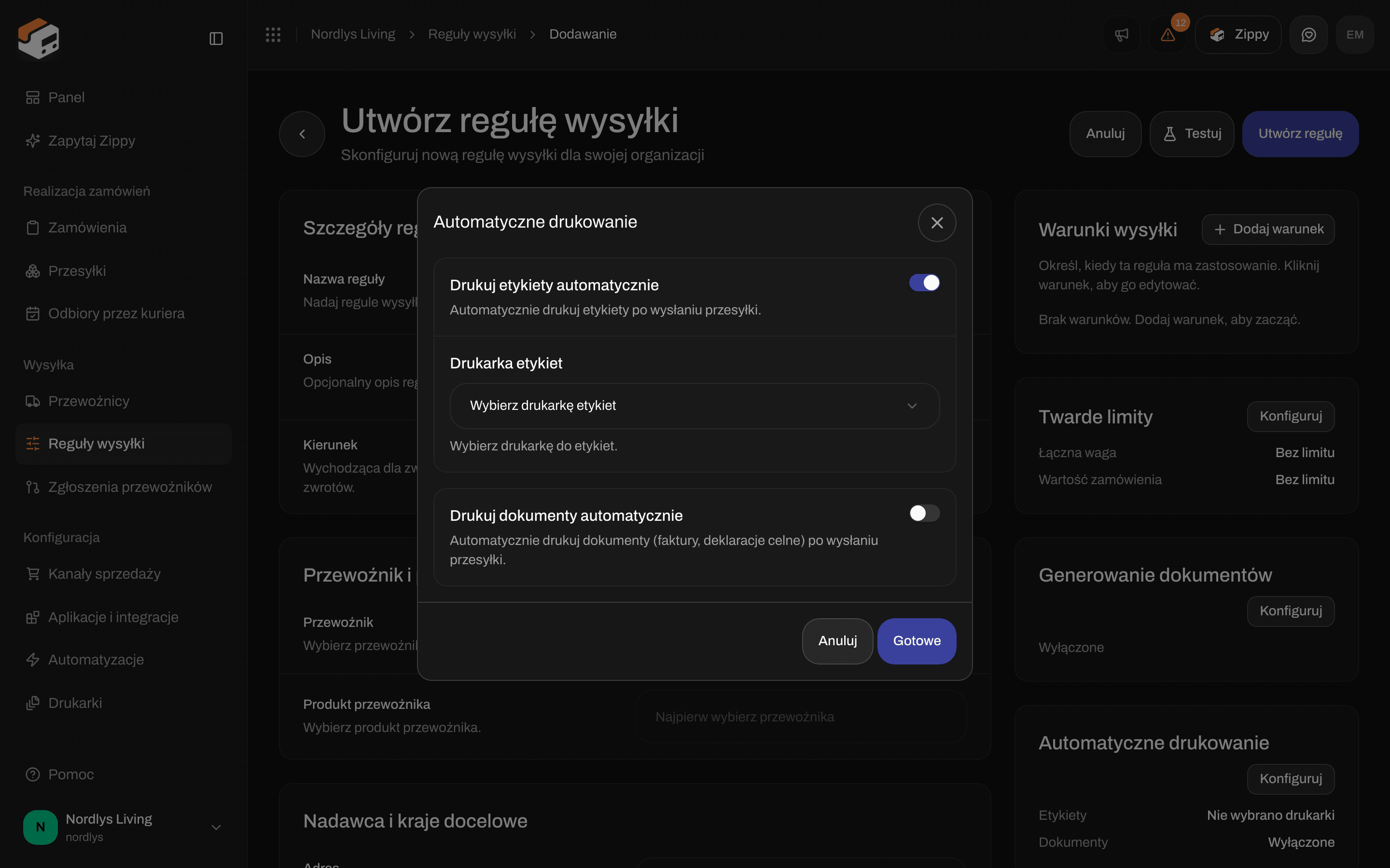Okno Automatyczne drukowanie w regule wysyłki z włączonym Drukuj etykiety automatycznie i listą Drukarka etykiet