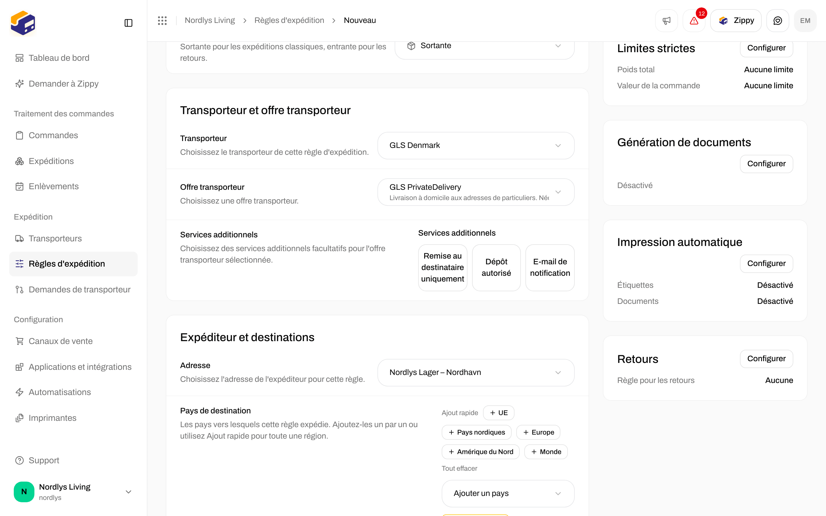 Options de génération de documents, interrupteurs Imprimer les étiquettes automatiquement et Imprimer les documents automatiquement, et liste Règle d'expédition pour les retours