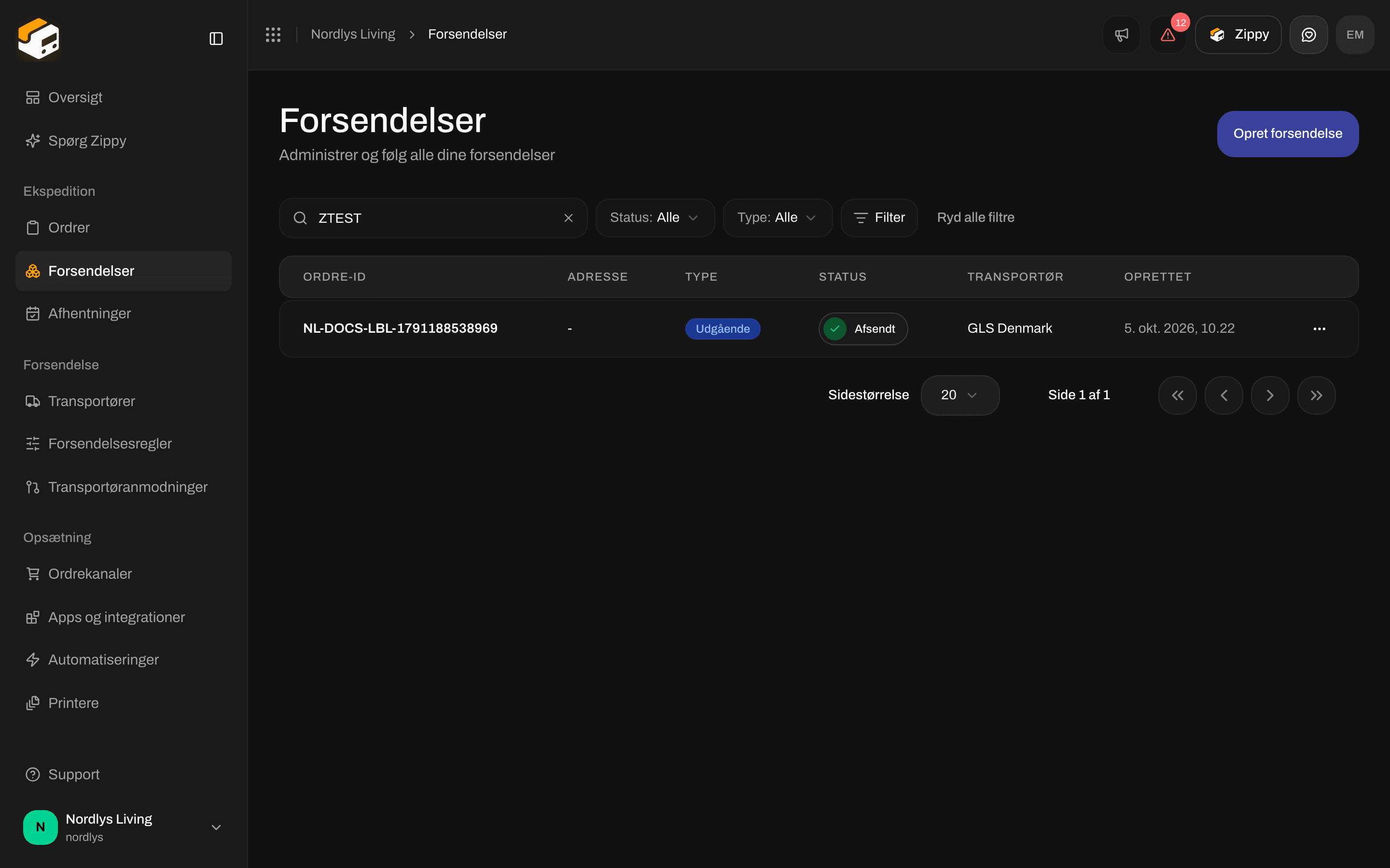 Forsendelseslisten efter at et trackingnummer er skrevet i søgefeltet