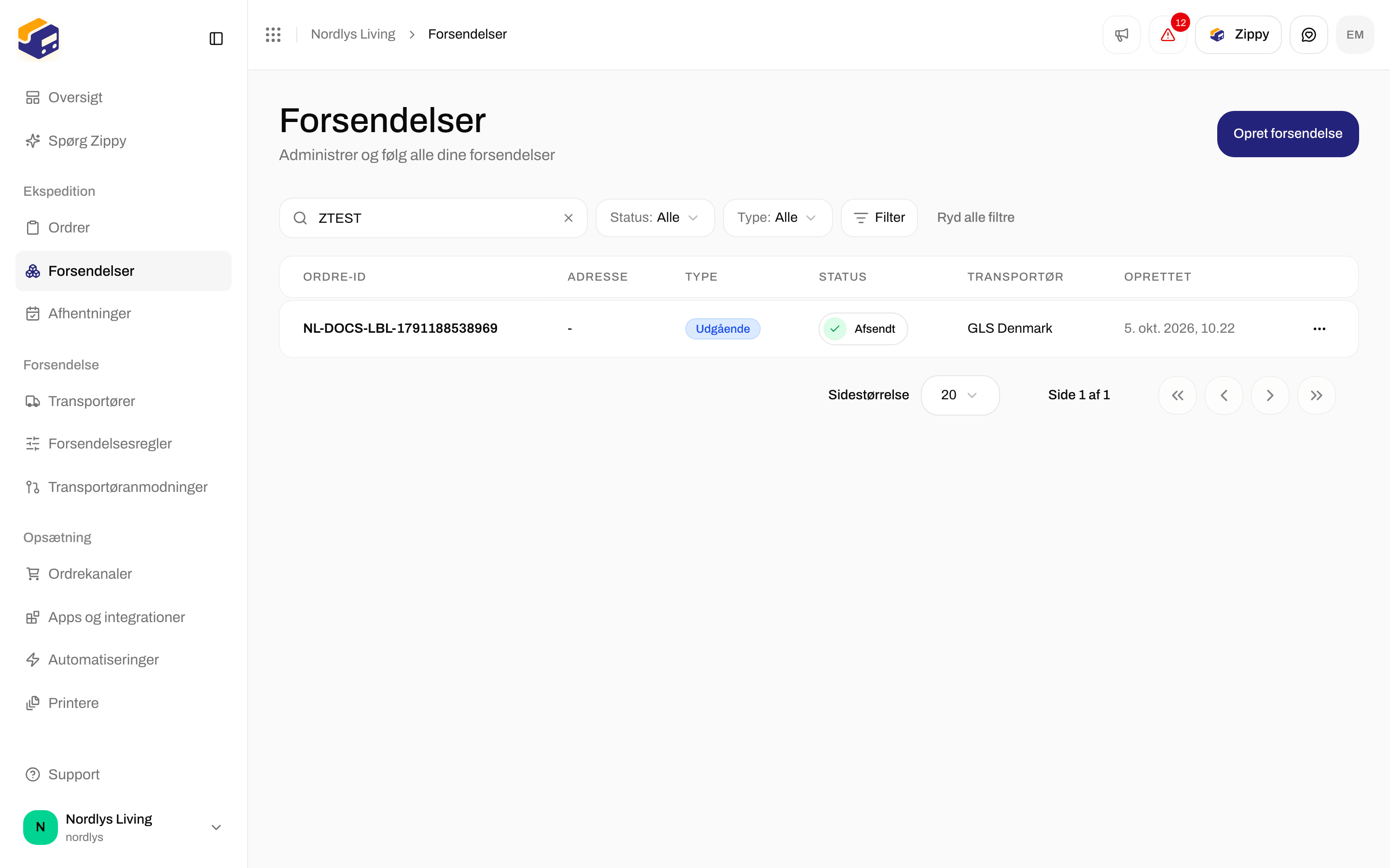 Forsendelseslisten efter at et trackingnummer er skrevet i søgefeltet
