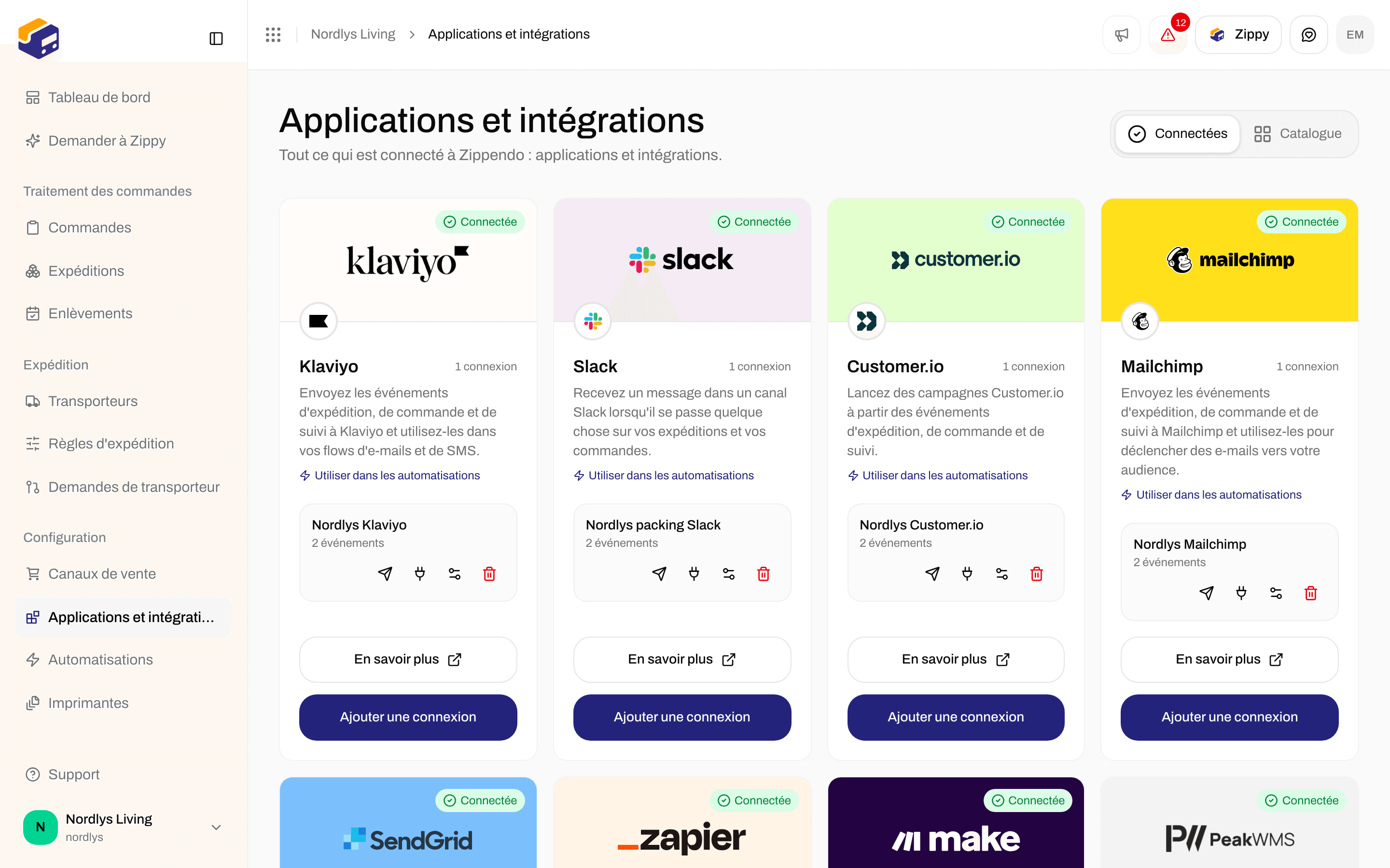 Onglet Connecté avec une connexion Slack et les icônes de test, de journal des envois, de modification et de suppression