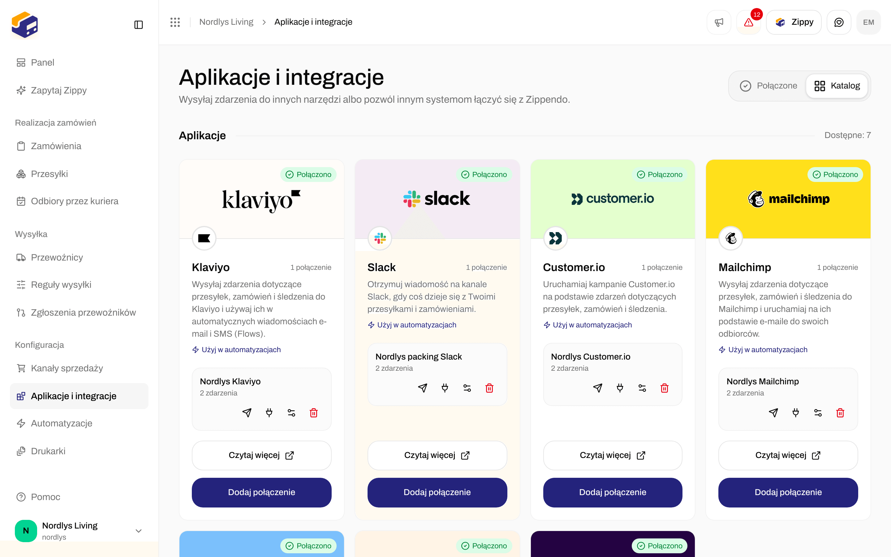 Katalog z kartą Customer.io i jej przyciskami Użyj w automatyzacjach, Czytaj więcej i Połącz