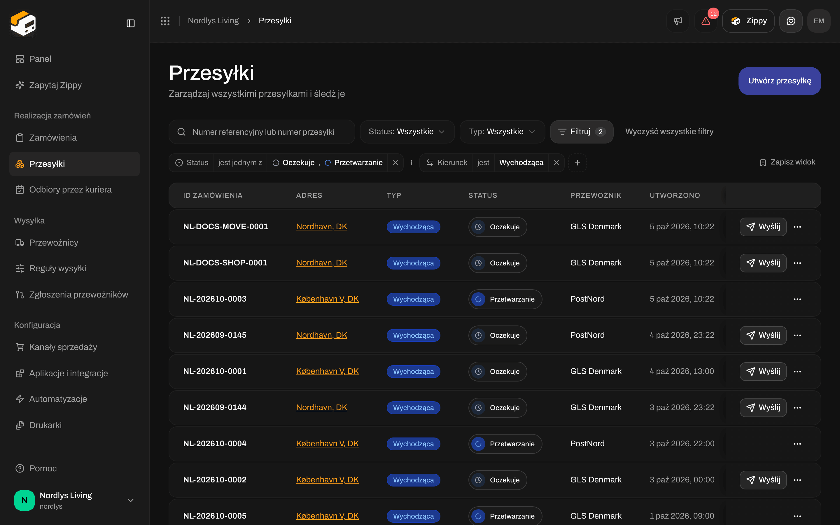 Lista przesyłek z etykietą Status i etykietą Direction