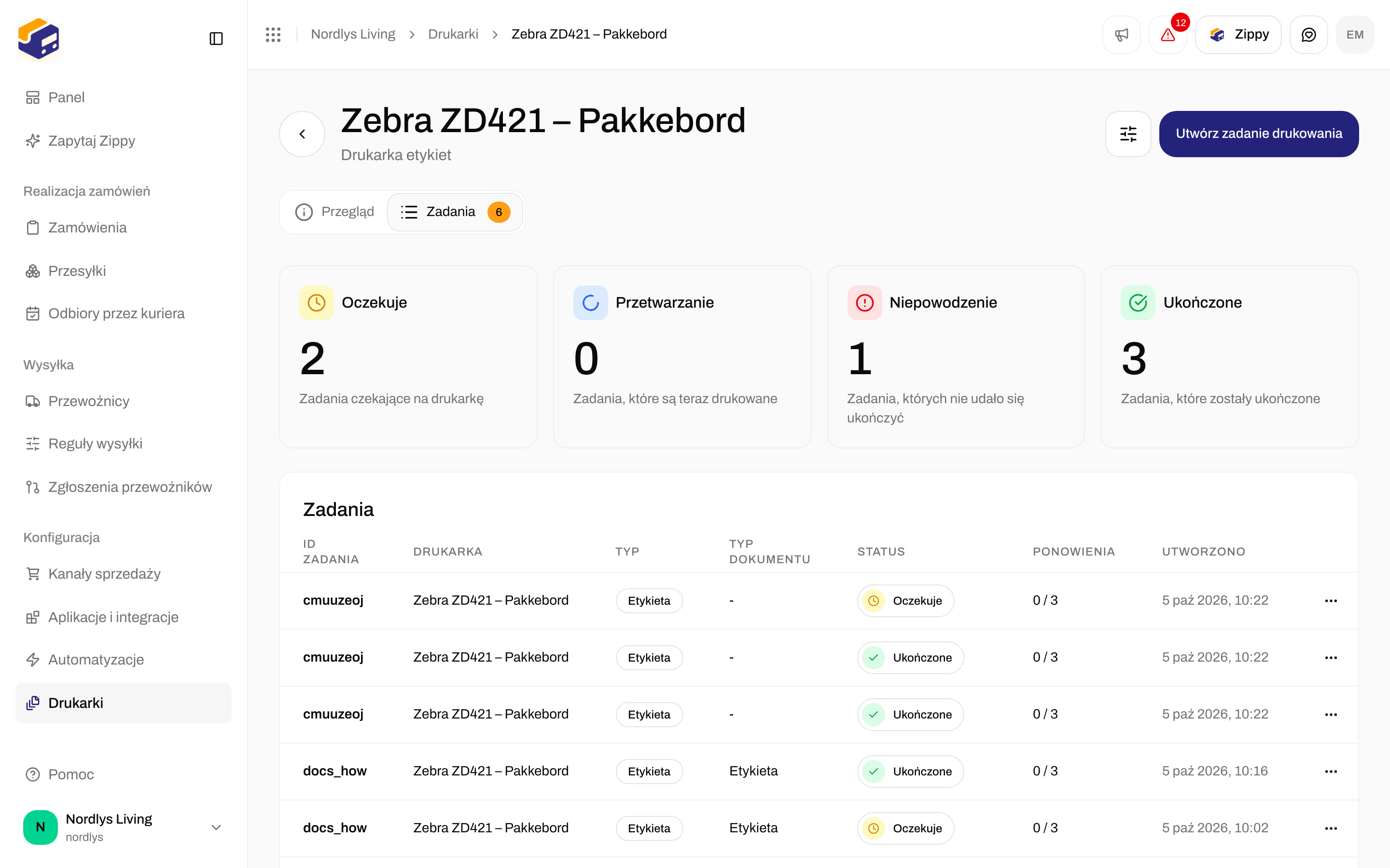 Drukarka etykiet Zebra z listą zadań drukowania
